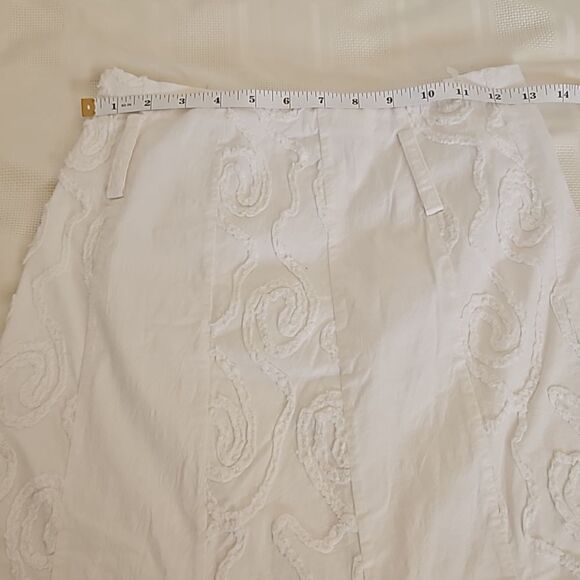 Caramely Vintage Cotton Midi Skirt With Raised Swirl White 7/8 - Picture 11 of 16